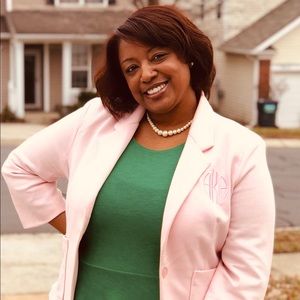 Meet your Posher, Ivory